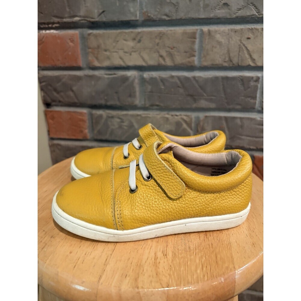 Monkey Feet Shoes Little Kids Size 3-4Y Yellow